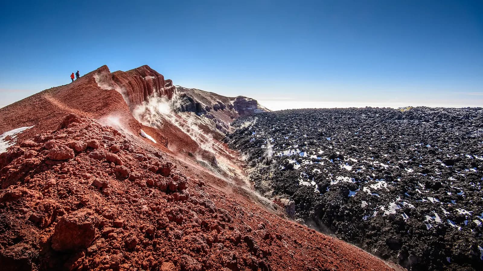 Kamchatka Volcano Avachinsky (Kamchatka) (16084696896).jpg