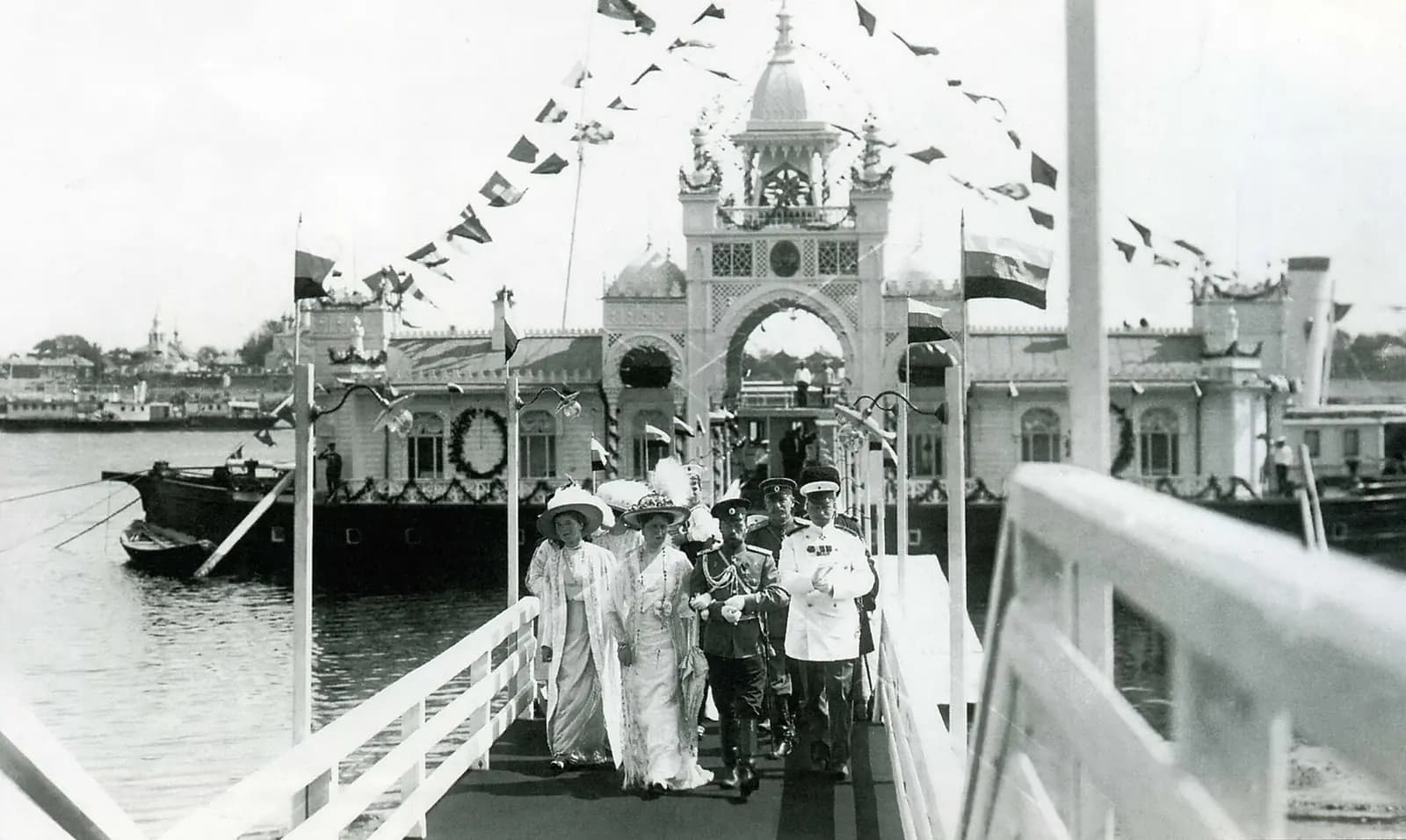 Yaroslavl-300Romanov.jpg